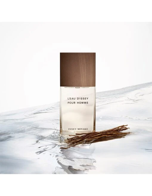 Issey Miyake L'eau D'Issey Pour Homme Eau & Vetiver De Toilette Intense 100ml - Image 3