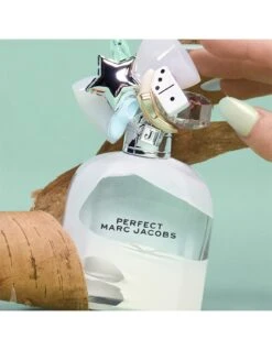 Marc Jacobs Perfect Eau De Toilette 100ml* -Dolce & Gabbana Shop MarcJacobsPerfectEauDeToilettePromo2